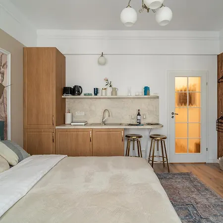 Heritage No 4 Stylish Studio With Iconic Views In The Heart Of The City Bucharest Exterior photo