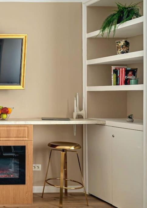 Heritage No 4 Stylish With Iconic Views In The Heart Of The Appartamento Bucarest